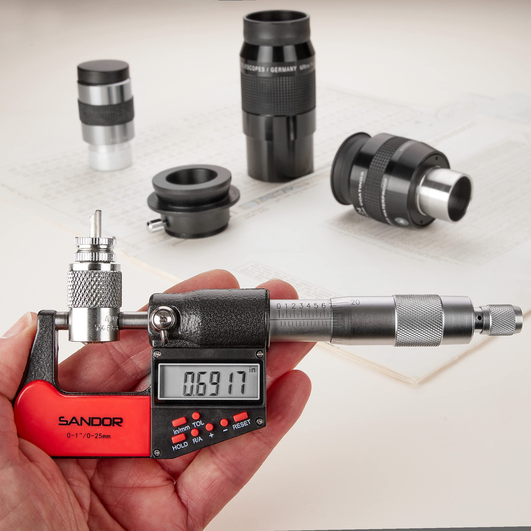 Professional Digital Outside Micrometer with Carbide Tip 0-1
